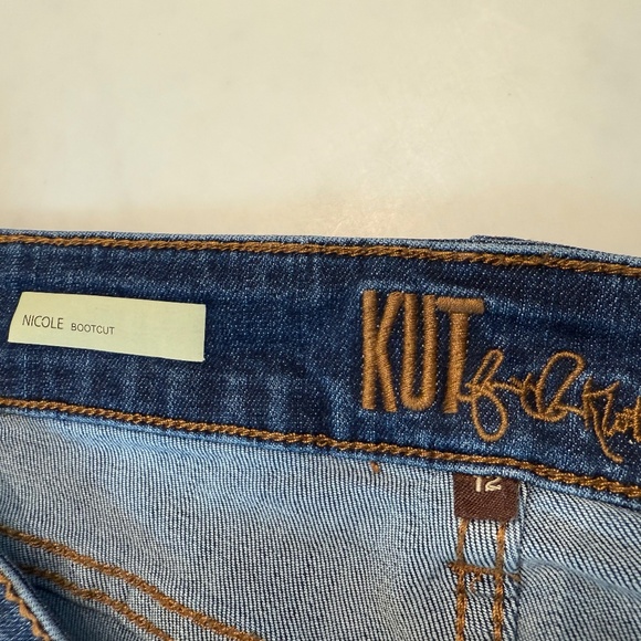 Kut From The Kloth, Women’s jeans, Nicole Bootcut, Size 12 X 31” , prewash - Picture 5 of 11
